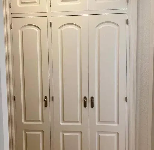 アパート Estudio Soleado Y Bien Ubicado フエンヒロラ